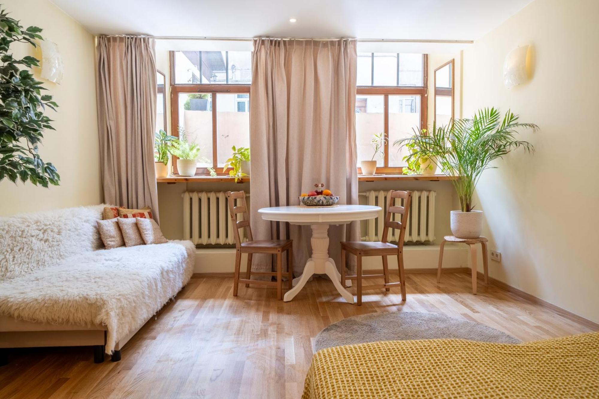Cozy Suite With Inner Yard VNO Exterior photo