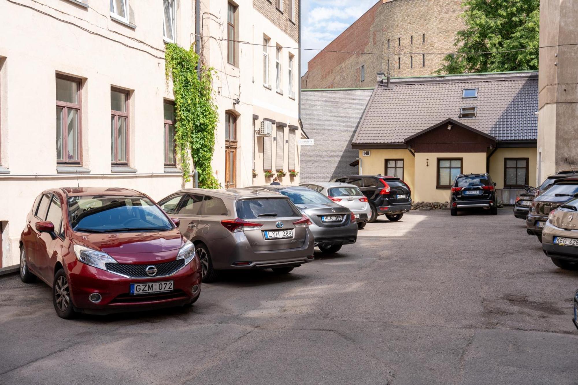 Cozy Suite With Inner Yard VNO Exterior photo
